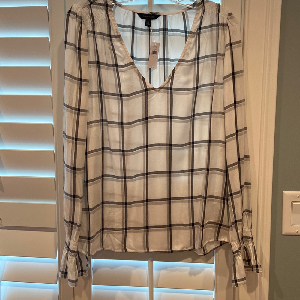 Banana Republic flowy blouse